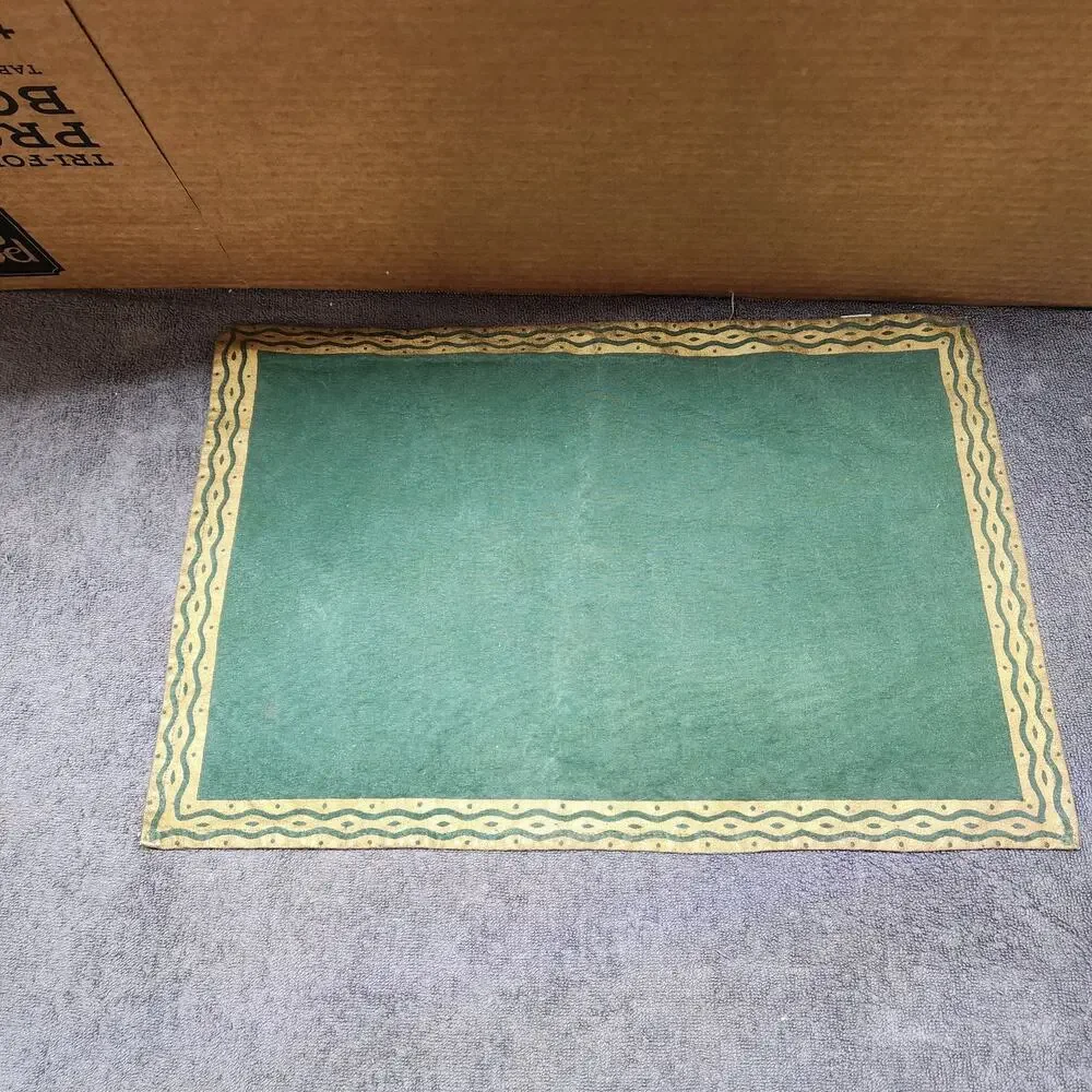 Vintage Pier 1 Imports  4 piece placemats green cotton A b48